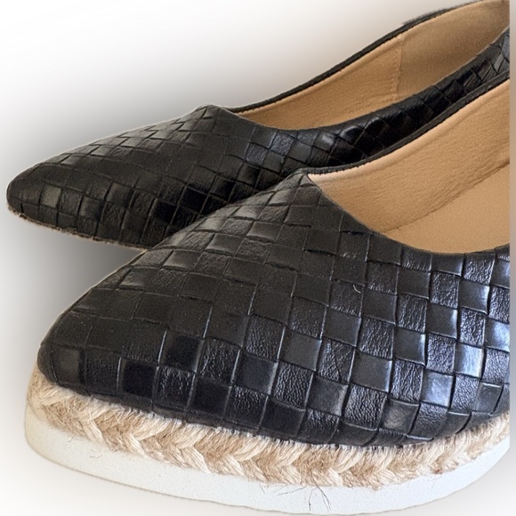 SOLD - Women’s Black Woven Platform Espadrille Flats - Size 8.5 - Picture 2 of 10